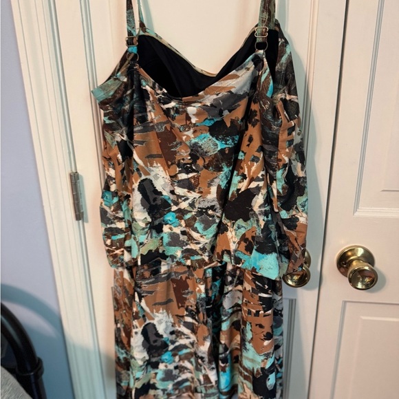 St. Tropez Metallic Geometric Romper Swimsuit! AMAZING! - Picture 5 of 10